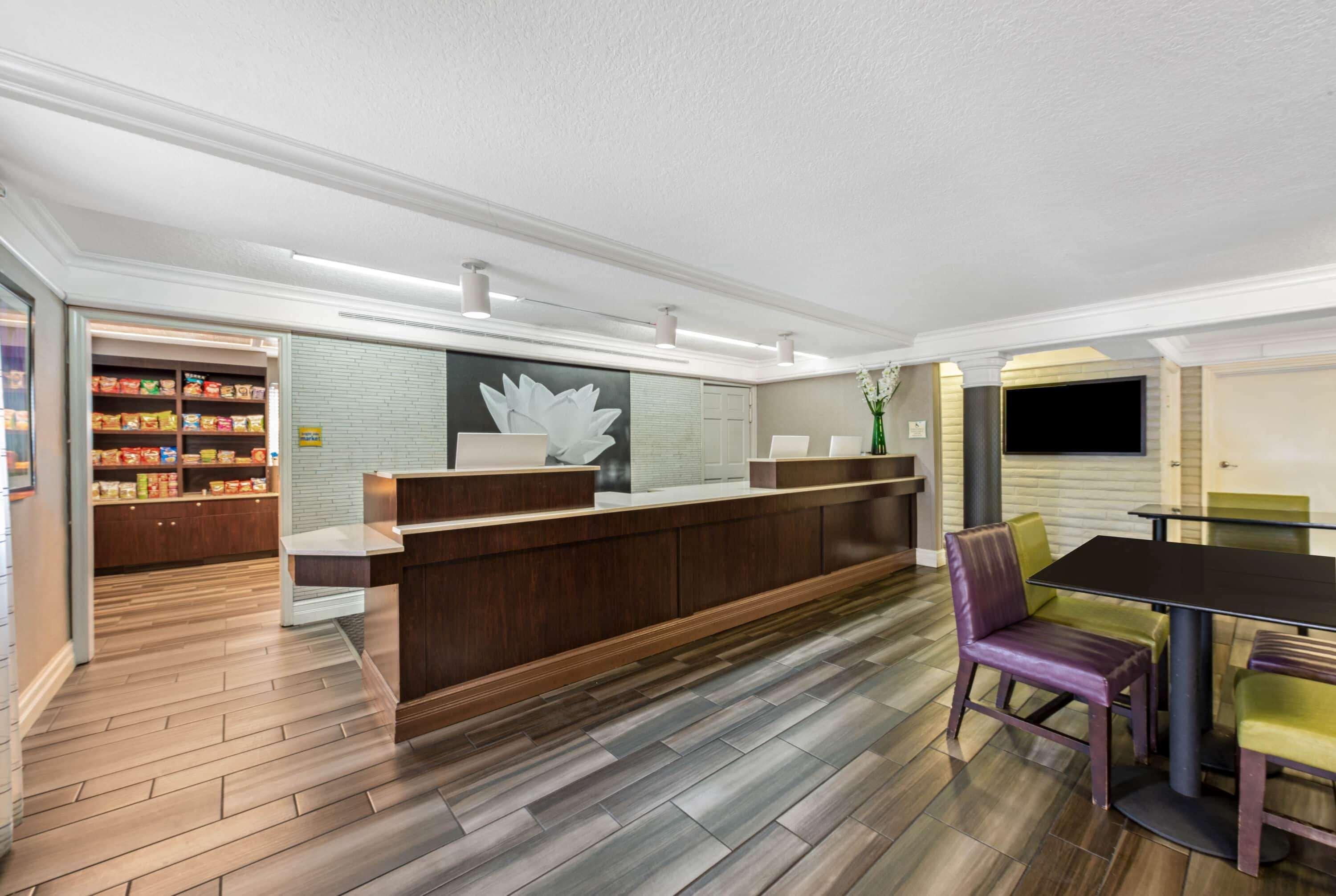 La Quinta Inn By Wyndham Miami Airport North Miami Springs Exteriör bild