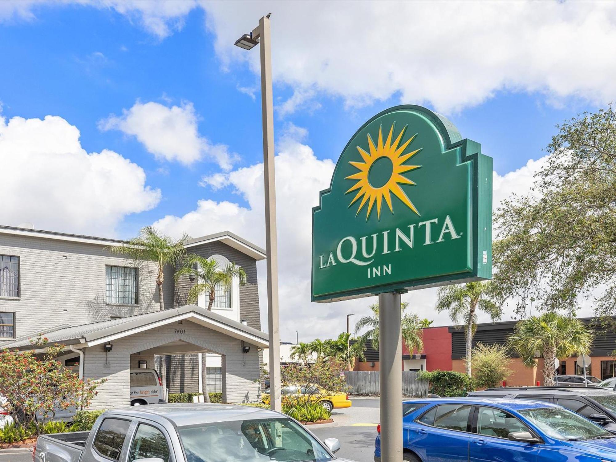 La Quinta Inn By Wyndham Miami Airport North Exteriör bild