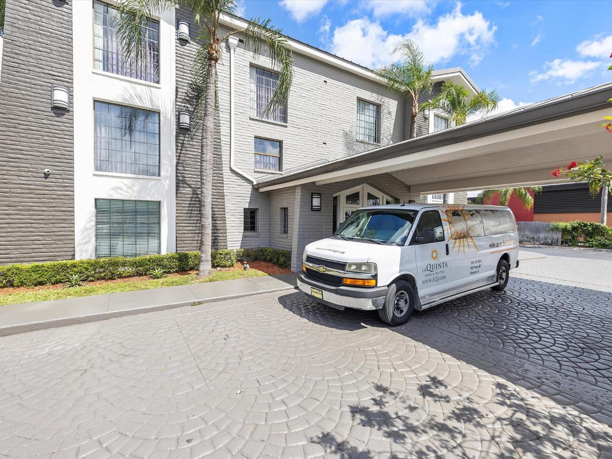 La Quinta Inn By Wyndham Miami Airport North Miami Springs Exteriör bild